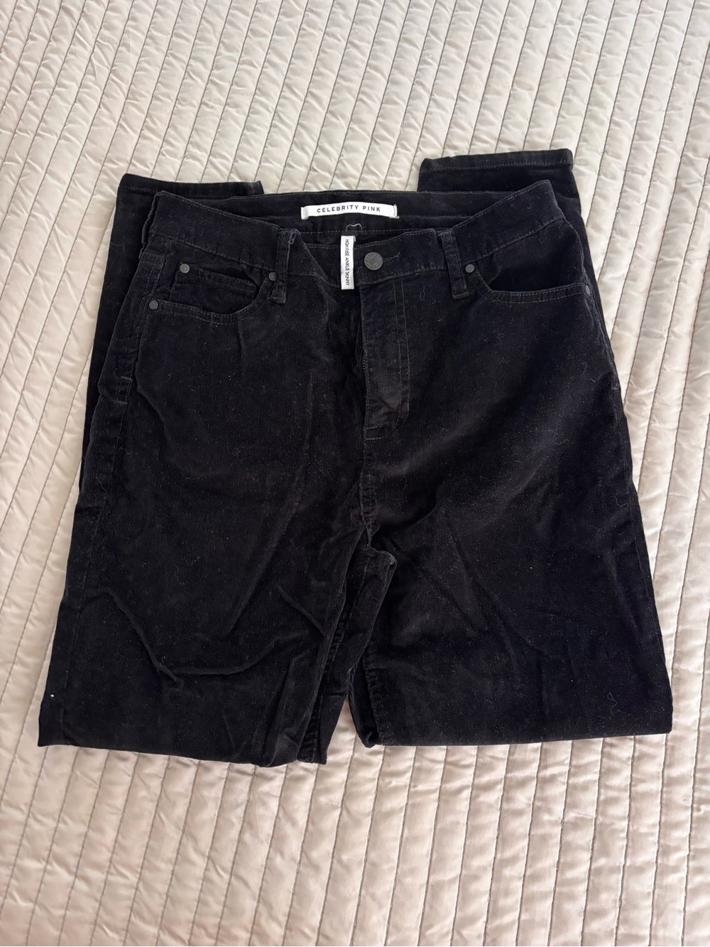 Celebrity Pink Women’s Black Corduroy Pants
